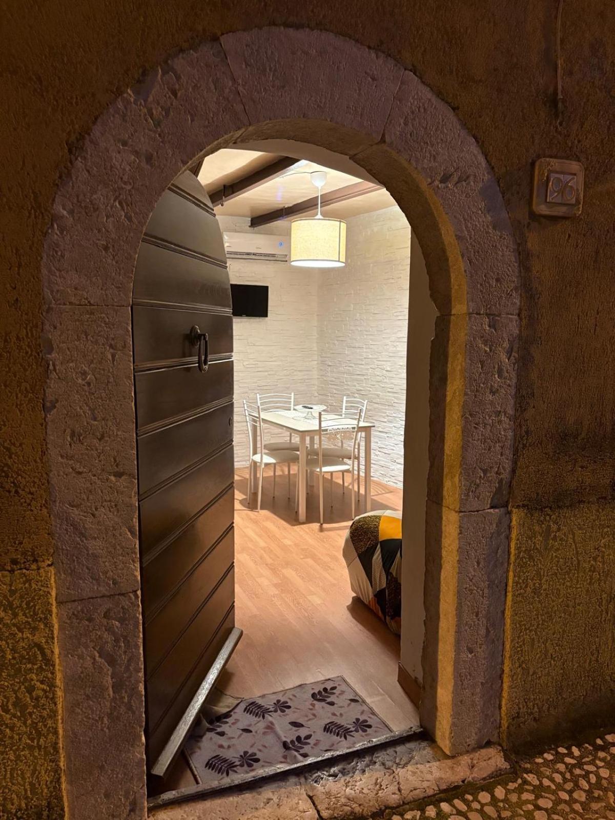 Apartamento La Casa Del Borgo Campoli Appennino Exterior foto